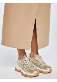Big-Star - Sneakersy damskie beżowo-złote SS274014 802. Okazja: na co dzień. Nosek buta: okrągły. Kolor: brązowy. Materiał: syntetyk, materiał #5