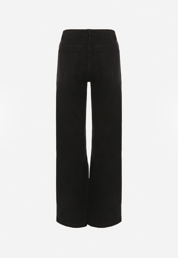 Born2be - Czarne Jeansy o Szerokim Kroju z Regularnym Stanem Isomara. Okazja: na co dzień. Kolor: czarny. Styl: casual, elegancki