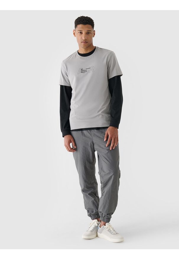 4f - 4F T-shirt regular z nadrukiem męski - szary L. Okazja: na co dzień. Kolor: szary. Materiał: bawełna, jersey, dzianina. Długość rękawa: krótki rękaw. Długość: krótkie. Wzór: nadruk. Styl: sportowy, klasyczny, casual