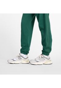 Spodnie męskie New Balance MP41508NWG – zielone. Kolor: zielony. Materiał: dresówka, bawełna, tkanina #3