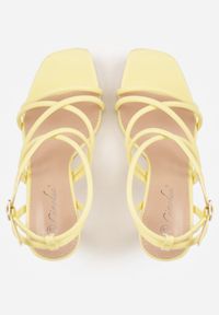 Renee - Żółte Sandały na Klepsydrowej Szpilce z Geometrycznymi Paskami Molthise. Zapięcie: pasek. Kolor: żółty. Wzór: geometria. Obcas: na szpilce. Styl: wizytowy, glamour #6