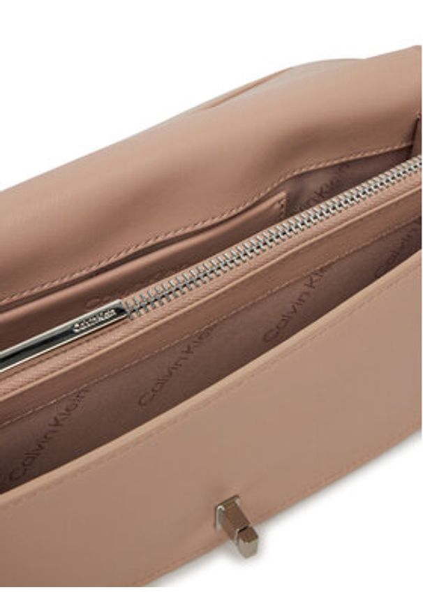 Calvin Klein Torebka Ck Mini Chain Bag K60K612806 Różowy. Kolor: różowy. Materiał: skórzane
