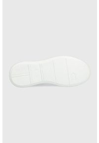 Armani Exchange sneakersy skórzane XDX042.XV412.00520 kolor srebrny. Nosek buta: okrągły. Zapięcie: sznurówki. Kolor: srebrny. Materiał: skóra. Obcas: na platformie #2