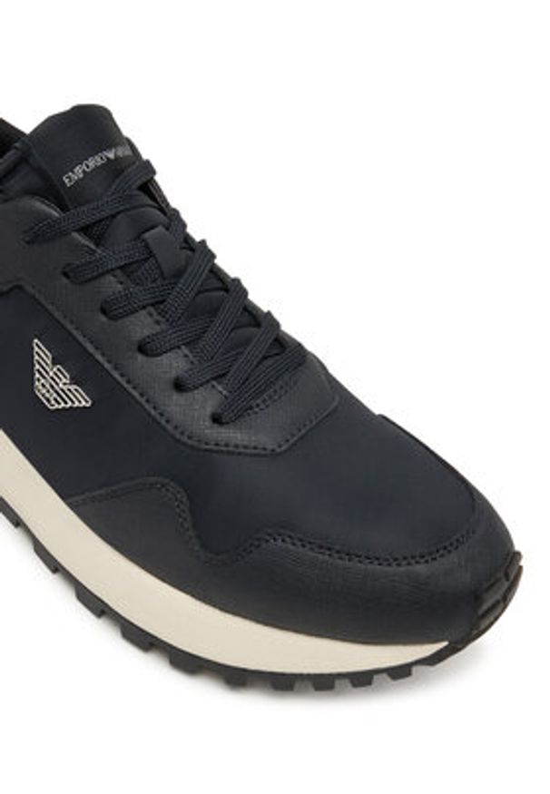 Emporio Armani Sneakersy EM003738 AF19532 MB007 Granatowy. Kolor: niebieski. Materiał: zamsz, skóra