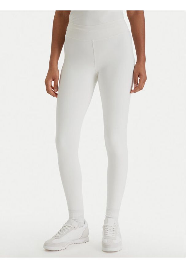 Guess Legginsy V6RB11 KD952 Écru Slim Fit. Kolor: kremowy. Materiał: syntetyk