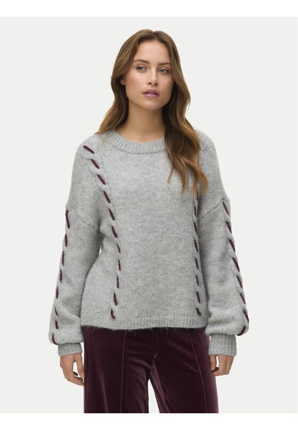 Vero Moda Sweter Ilina 10334866 Szary Loose Fit. Kolor: szary. Materiał: syntetyk