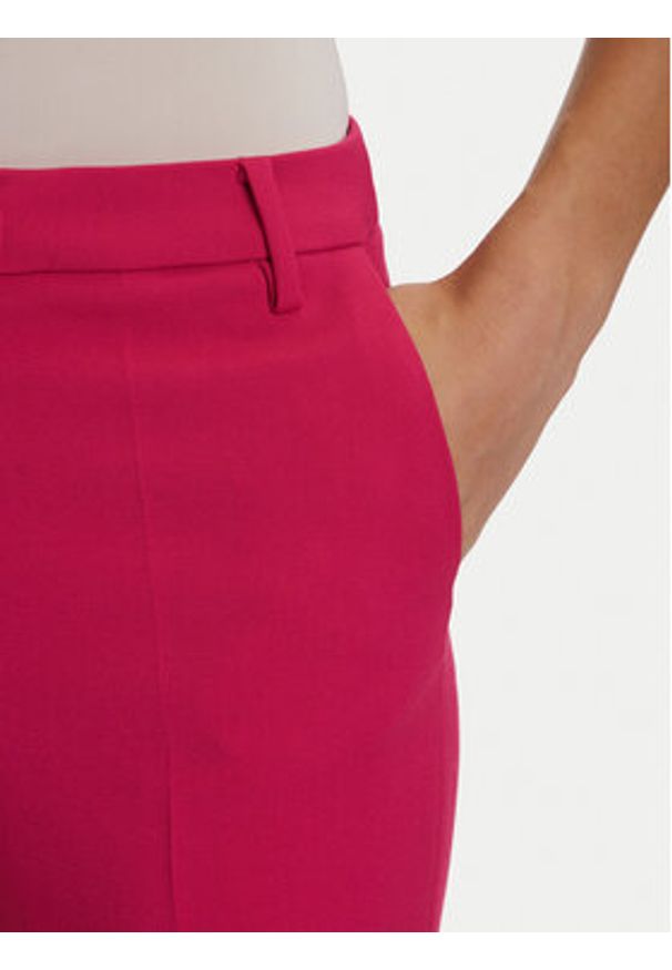 Tatuum Spodnie materiałowe Laurania 2 T2507.144 Różowy Slim Fit. Kolor: różowy. Materiał: syntetyk