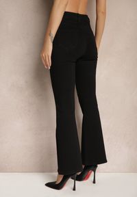 Renee - Czarne Jeansy High Waist o Kroju Flare Learella. Okazja: na co dzień. Stan: podwyższony. Kolor: czarny. Styl: casual, klasyczny, elegancki #4