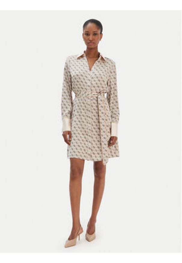 Guess Sukienka koszulowa W6RK90 WF1T2 Beżowy Regular Fit. Kolor: beżowy. Materiał: syntetyk. Typ sukienki: koszulowe