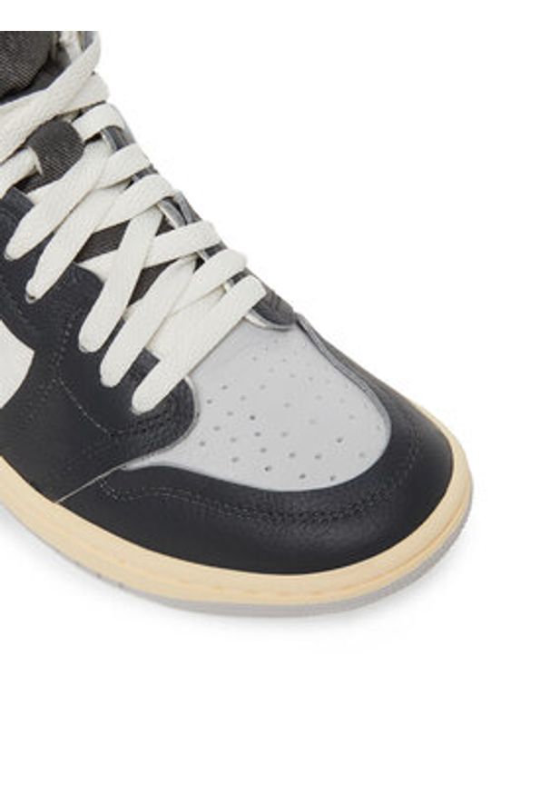 Nike Sneakersy Air Jordan 1 Mm High FB9891 001 Szary. Kolor: szary. Materiał: skóra. Model: Nike Air Jordan