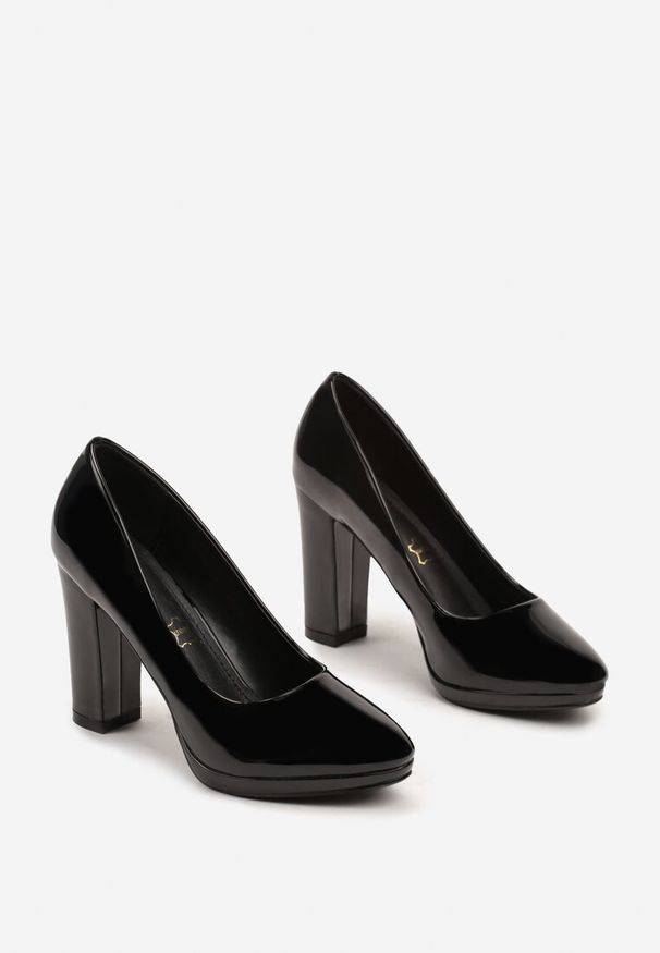 Renee - Czarne Czółenka Vices na Obcasie z Wkładką ze Skóry Naturalnej Ravandira. Kolor: czarny. Materiał: skóra. Obcas: na obcasie. Wysokość obcasa: średni