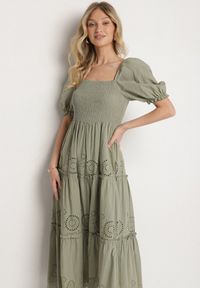Born2be - Zielona Bawełniana Sukienka z Haftowanym Wzorem Iffanella. Okazja: na spacer, na co dzień. Kolor: zielony. Materiał: bawełna. Wzór: haft. Sezon: lato. Styl: casual, elegancki #4