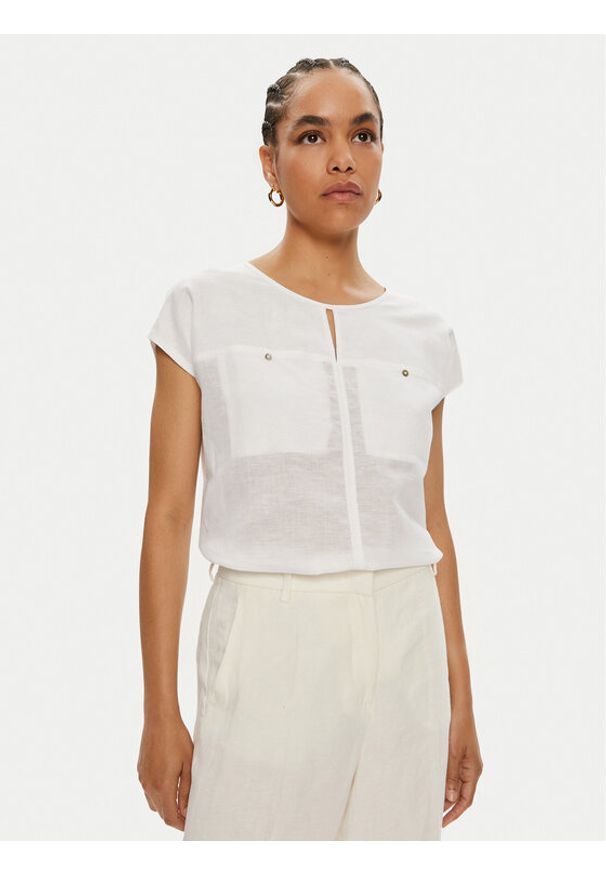 Olsen T-Shirt 11104870 Biały Regular Fit. Kolor: biały. Materiał: bawełna, len