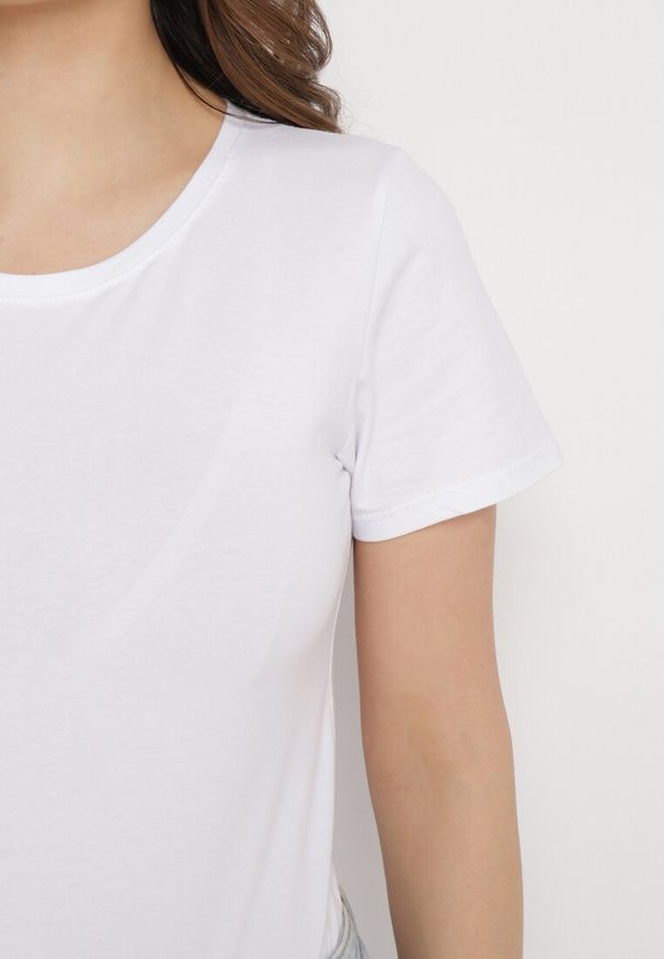 Born2be - Biały Bawełniany T-shirt o Klasycznym Kroju Zilira. Kolor: biały. Materiał: bawełna. Styl: klasyczny