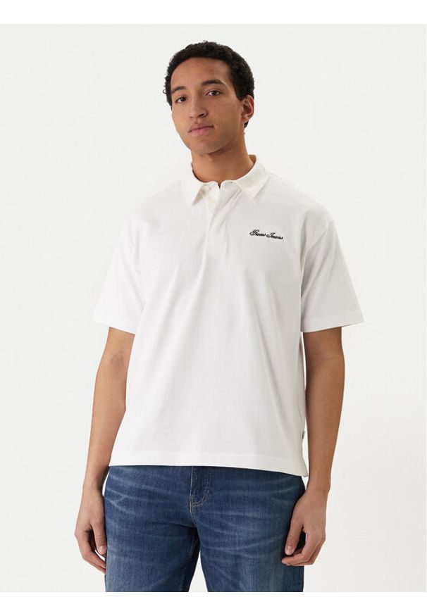 Guess Jeans Polo M6GP13 KCYM1 Biały Oversize. Typ kołnierza: polo. Kolor: biały. Materiał: bawełna