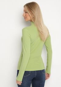 Born2be - Zielona Bluzka Golf Typu Longsleeve Altera. Okazja: do pracy, na co dzień. Typ kołnierza: golf. Kolor: zielony. Materiał: jeans. Długość rękawa: długi rękaw. Styl: elegancki, casual #5
