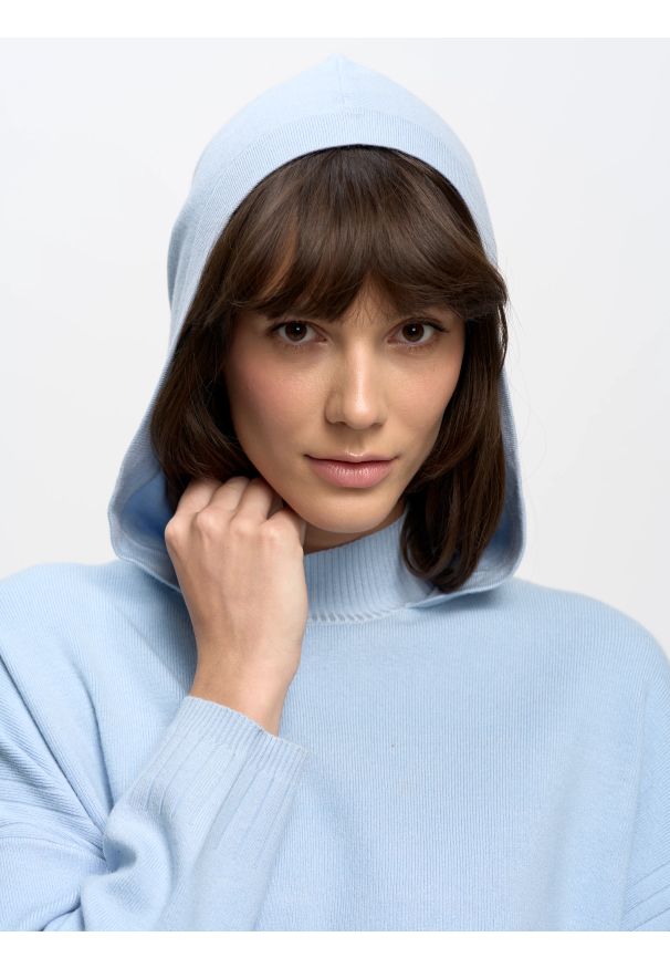 Big-Star - Sweter damski typu poncho niebieski Rajana 400. Kolor: niebieski. Materiał: wiskoza, skóra, prążkowany. Wzór: ze splotem. Sezon: lato. Styl: elegancki