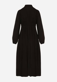 Born2be - Czarna Wiskozowa Plisowana Sukienka z Wiązaniem Asorrise. Okazja: na co dzień. Kolor: czarny. Materiał: wiskoza. Styl: casual, elegancki #4