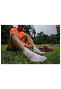NA GIEAN - Skarpety Trekkingowe Na Giean Medium Weight Micro Light Grey. Kolor: szary