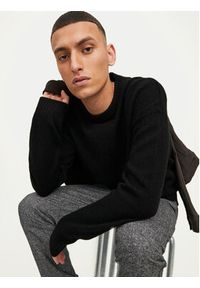 Jack & Jones Sweter Rollie 12215468 Czarny Relaxed Fit. Kolor: czarny. Materiał: syntetyk