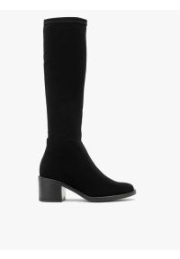 Ryłko - Elastyczne kozaki z wąską cholewką. Nosek buta: okrągły. Zapięcie: zamek. Kolor: czarny. Materiał: syntetyk. Szerokość cholewki: wąska. Obcas: na obcasie. Styl: street. Wysokość obcasa: średni #1