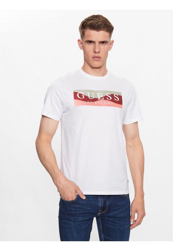 Guess T-Shirt M3YI90 K9RM1 Biały Slim Fit. Kolor: biały. Materiał: bawełna