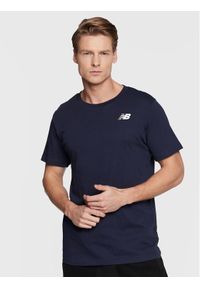 New Balance T-Shirt Classic Arch MT11985 Granatowy Athletic Fit. Kolor: niebieski. Materiał: syntetyk