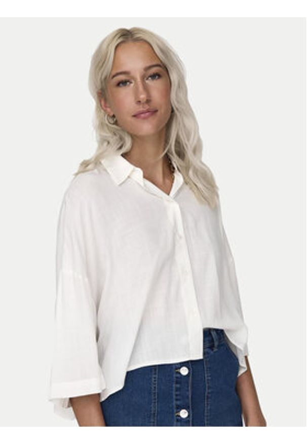 only - ONLY Koszula Lastrid 15307870 Biały Regular Fit. Kolor: biały. Materiał: wiskoza