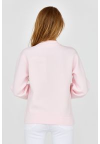 Guess - GUESS Różowa damska bluza z dużym logo. Kolor: różowy. Materiał: wiskoza