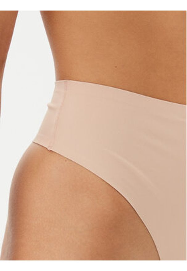 Hunkemöller Stringi Smooth 206774 Beżowy. Kolor: beżowy. Materiał: syntetyk