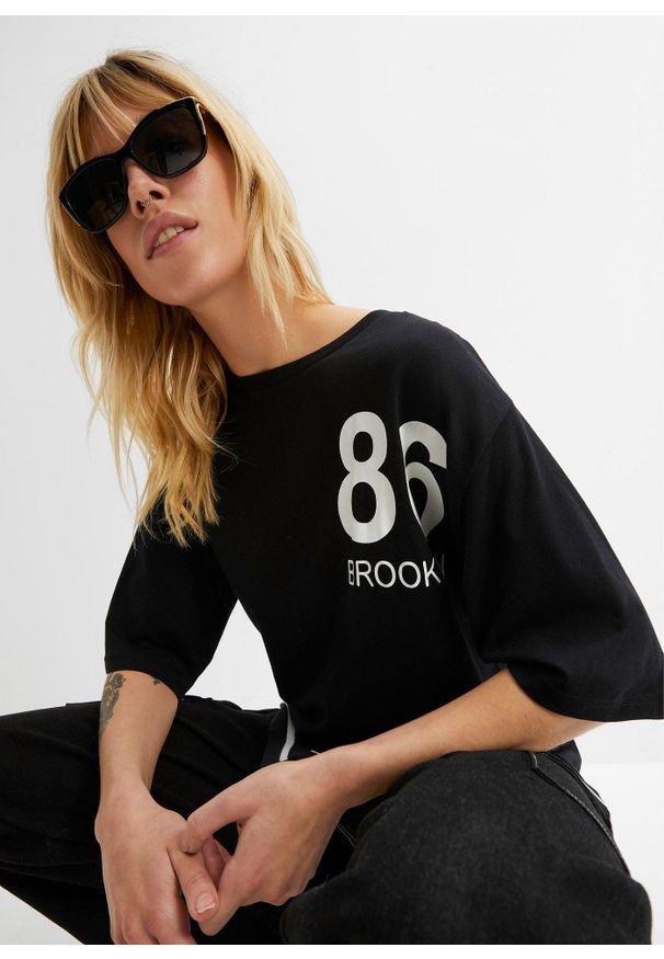 bonprix - Shirt oversize z miękkiego materiału z domieszką wiskozy. Kolor: czarny. Materiał: materiał, wiskoza. Wzór: nadruk