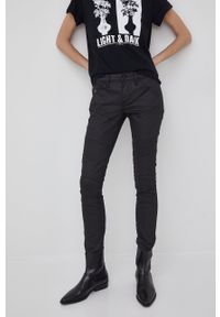 G-Star RAW - G-Star Raw jeansy 5620 Custom Mid Skinny damskie medium waist. Kolor: czarny