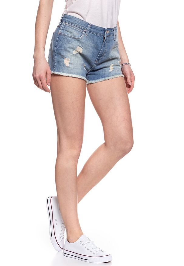 Wrangler - DAMSKIE SPODENKI WRANGLER BOYFRIEND SHORT SUNFADED W29AC293G. Materiał: jeans. Wzór: aplikacja. Styl: retro, vintage