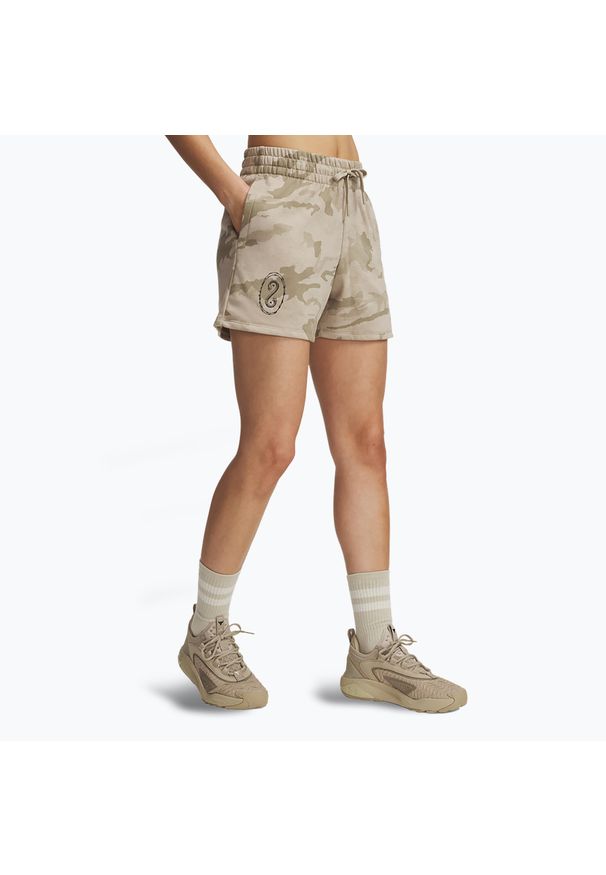 Spodenki damskie Under Armour Project Rock Terry. Kolor: beżowy
