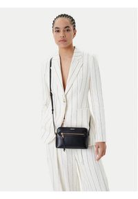 DKNY Torebka R42EKE17 Czarny. Kolor: czarny. Materiał: skórzane