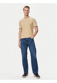 Tommy Jeans T-Shirt DM0DM22504 Beżowy Regular Fit. Kolor: beżowy. Materiał: bawełna #2