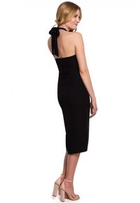 Sukienki.shop - Elegancka sukienka ołówkowa tuba midi bez pleców czarna. Kolor: czarny. Typ sukienki: ołówkowe. Styl: elegancki. Długość: midi #3