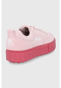 Fila Buty zamszowe kolor różowy na platformie. Nosek buta: okrągły. Zapięcie: sznurówki. Kolor: różowy. Materiał: zamsz. Obcas: na platformie #5