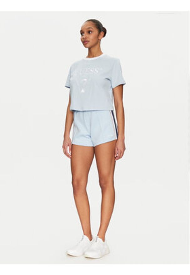 Guess Szorty sportowe V5GD14 KCRU2 Niebieski Relaxed Fit. Kolor: niebieski. Materiał: syntetyk