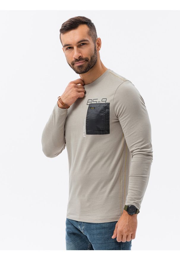 Ombre Clothing - Longsleeve męski z nadrukiem L130 - beżowy - XXL. Kolor: beżowy. Materiał: tkanina, bawełna. Długość rękawa: długi rękaw. Wzór: nadruk
