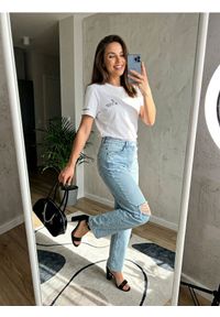 Sinsay - Bawełniana koszulka z napisem - biały. Kolor: biały. Materiał: bawełna. Wzór: napisy #1