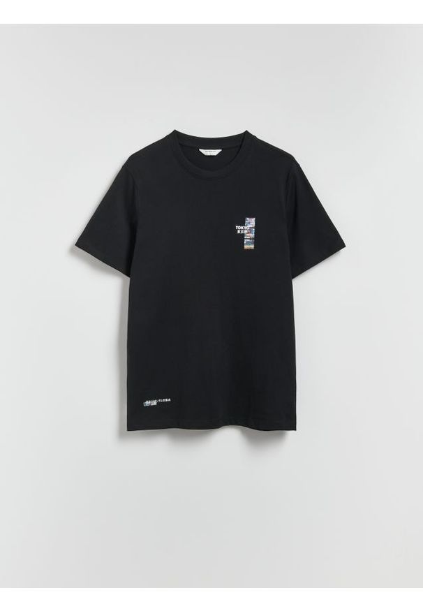 Reserved - T-shirt regular z nadrukiem - czarny. Kolor: czarny. Materiał: bawełna, dzianina. Wzór: nadruk
