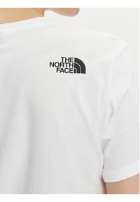 The North Face T-Shirt Simple Dome NF0A87U4 Biały Relaxed Fit. Kolor: biały. Materiał: syntetyk, bawełna