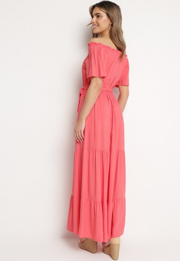 Born2be - Ciemnoróżowa Sukienka Kissorise. Kolor: różowy, pomarańczowy. Materiał: materiał. Długość rękawa: krótki rękaw. Sezon: wiosna, lato. Długość: maxi