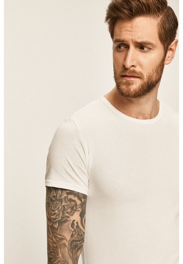 TOMMY HILFIGER - Tommy Hilfiger - T-shirt (3-pack). Kolor: biały. Materiał: dzianina, materiał. Wzór: gładki