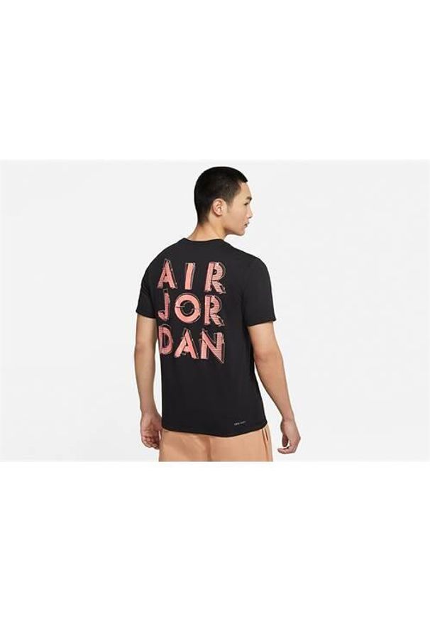 Koszulka sportowa męska Nike Air Jordan Dri-fit Air Graphic. Kolor: czarny. Długość rękawa: krótki rękaw. Technologia: Dri-Fit (Nike). Długość: krótkie. Sport: fitness