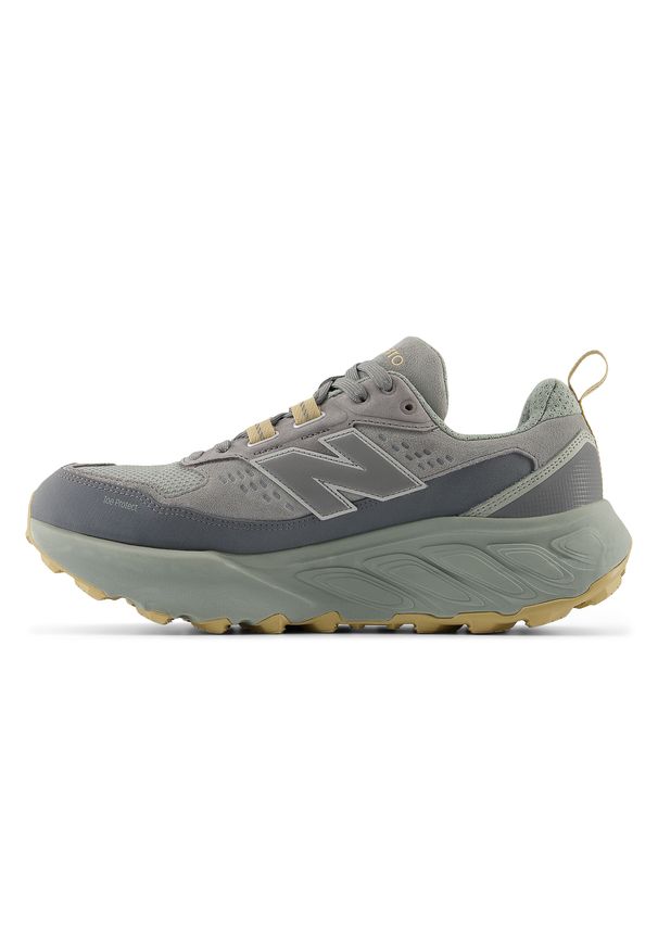 Buty męskie New Balance Fresh Foam X Hierro Trek MHIET7WC – szare. Kolor: szary. Materiał: zamsz. Szerokość cholewki: normalna. Sport: turystyka piesza, fitness, bieganie