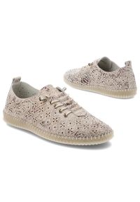 Półbuty damskie Filippo, cholewka ze skóry naturalnej o ażurowym wzorze klasyczne sznurowanie lekka elastyczna podeszwa, multikolor, DP7532/26. Zapięcie: sznurówki. Kolor: beżowy. Materiał: skóra. Szerokość cholewki: normalna. Wzór: ażurowy. Styl: klasyczny #3