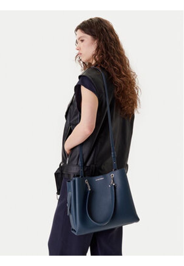 Emporio Armani Torebka Y3D158 YFN6E MB209 Granatowy. Kolor: niebieski. Materiał: skórzane