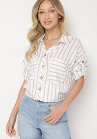 Born2be - Jasnobeżowa Bawełniana Koszula Oversize w Paski Filalira. Okazja: na co dzień. Typ kołnierza: dekolt w serek, kołnierzyk klasyczny. Kolor: beżowy. Materiał: bawełna. Długość rękawa: długi rękaw. Długość: długie. Wzór: paski. Styl: klasyczny, elegancki, casual #7